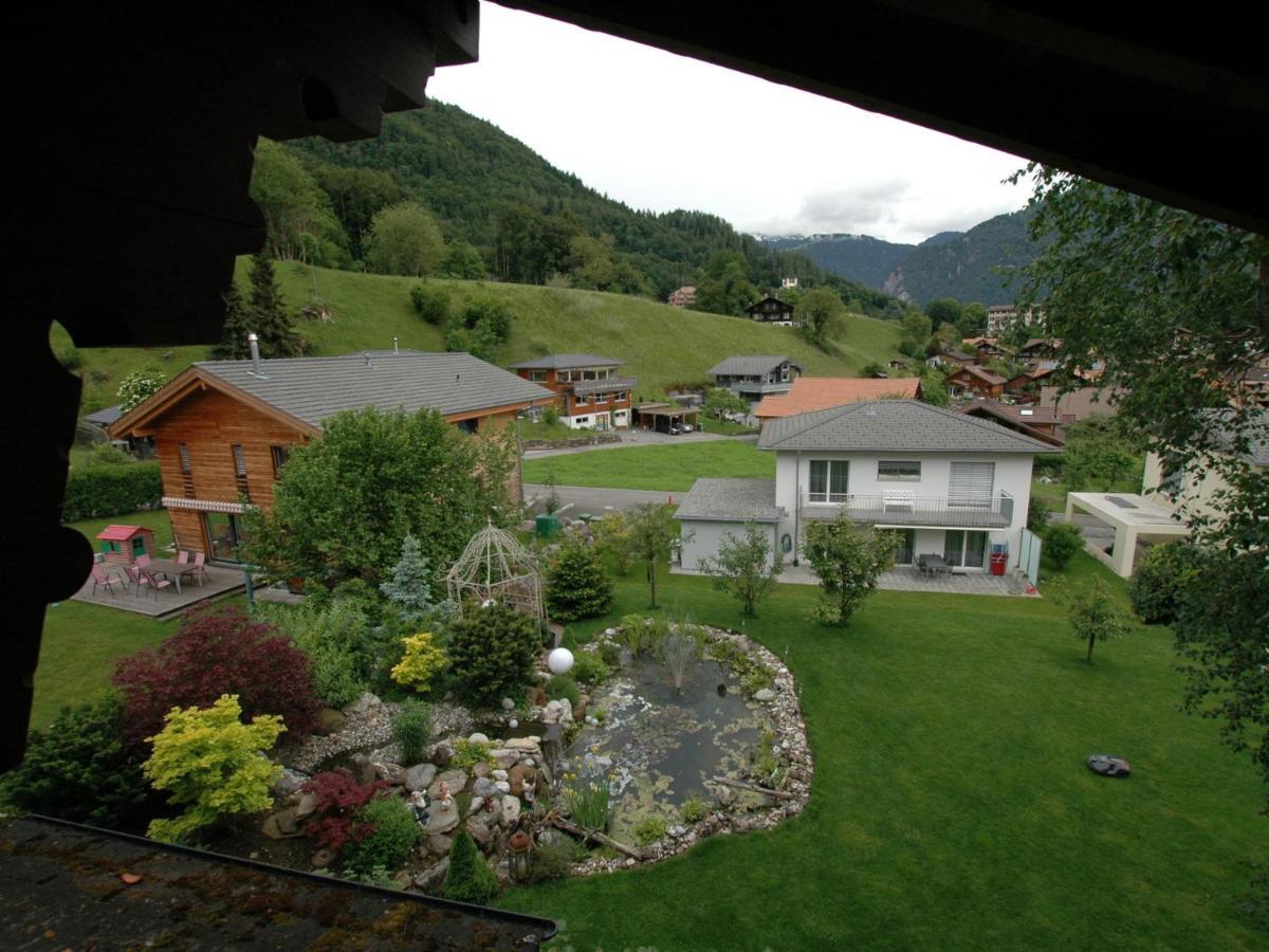 Pristine Home In A Charming Village Large Grassy Sunbathing Area View Of The M Nch And Jungfrau Wilderswil Exterior photo